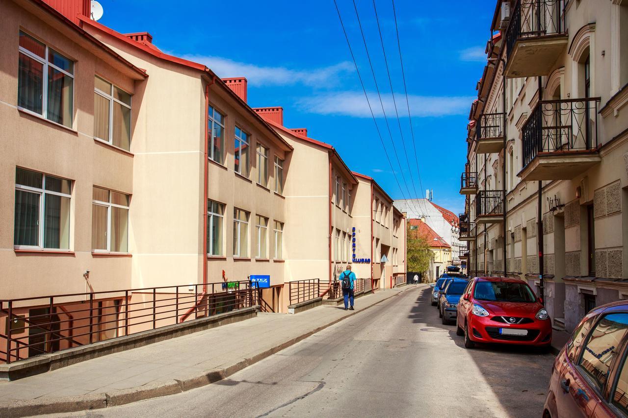 Old Town Trio Hostel Rooms Вильнюс Экстерьер фото