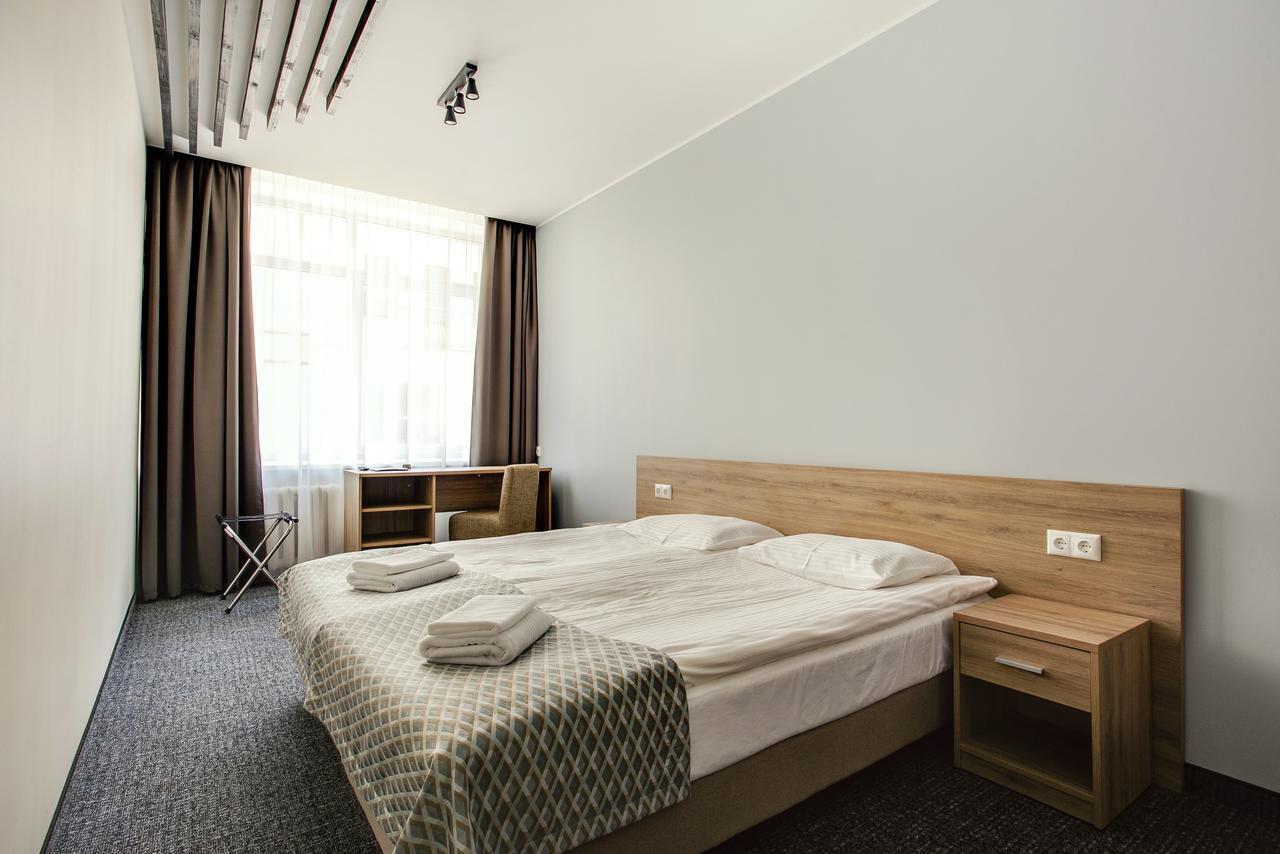 Old Town Trio Hostel Rooms Вильнюс Экстерьер фото